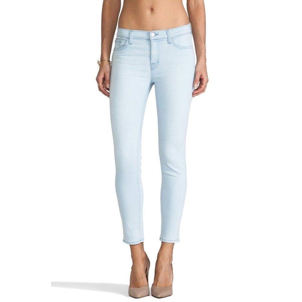 J Brand Mid Rise Crop Capri in the color Solana size 27